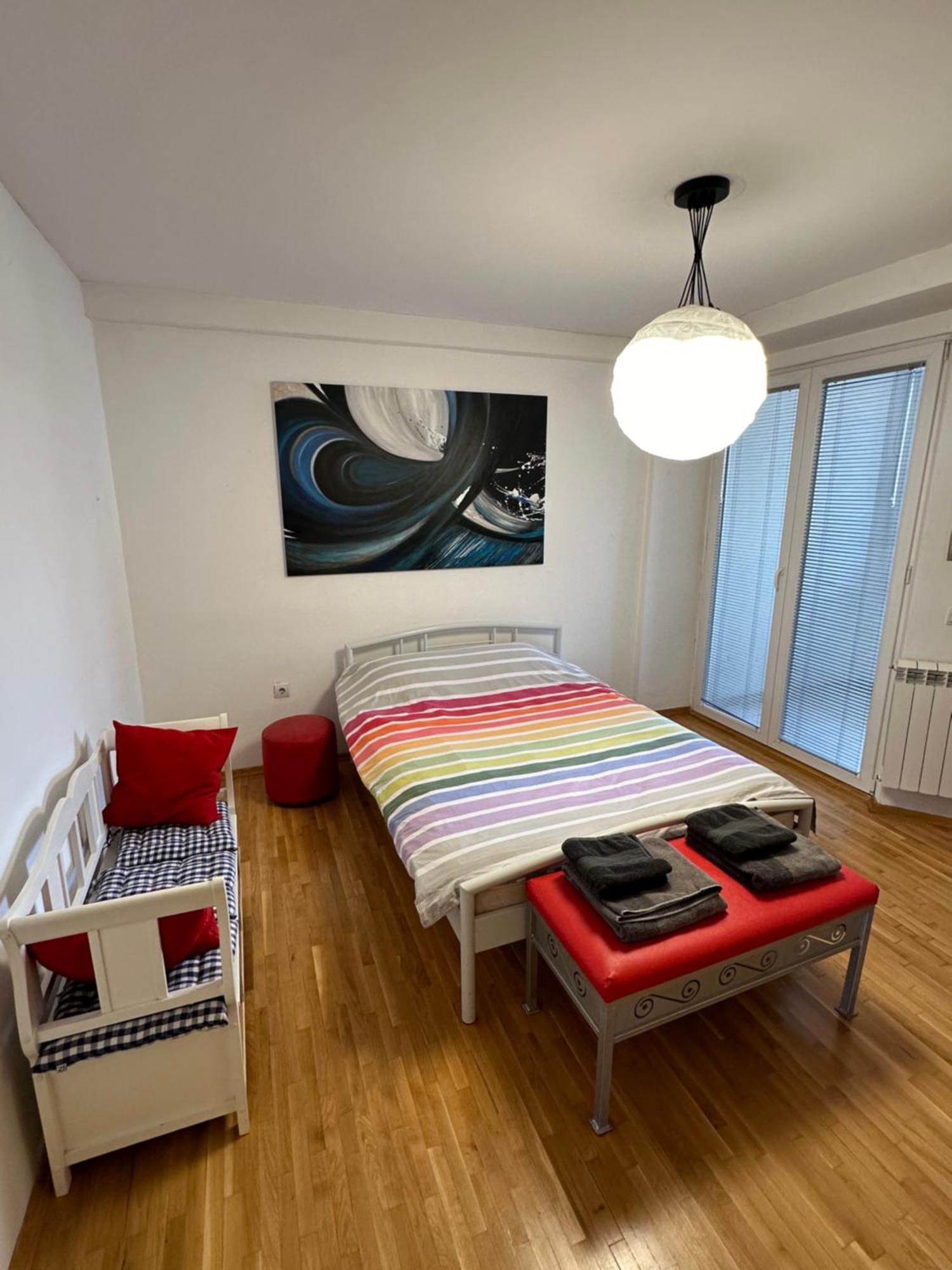 Grand Central Apartment Skopje Esterno foto